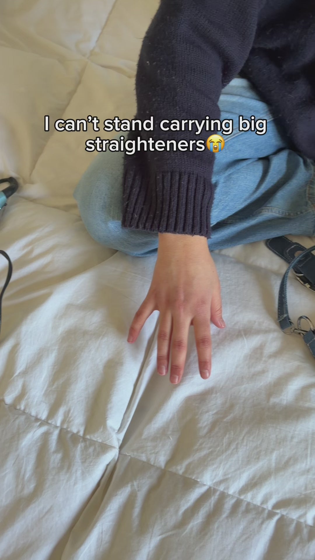 New Mini Straightener Rechargeable Portable Hair Straightener Brush Anti-Scald Shell Cordless USB Charging Straightener.