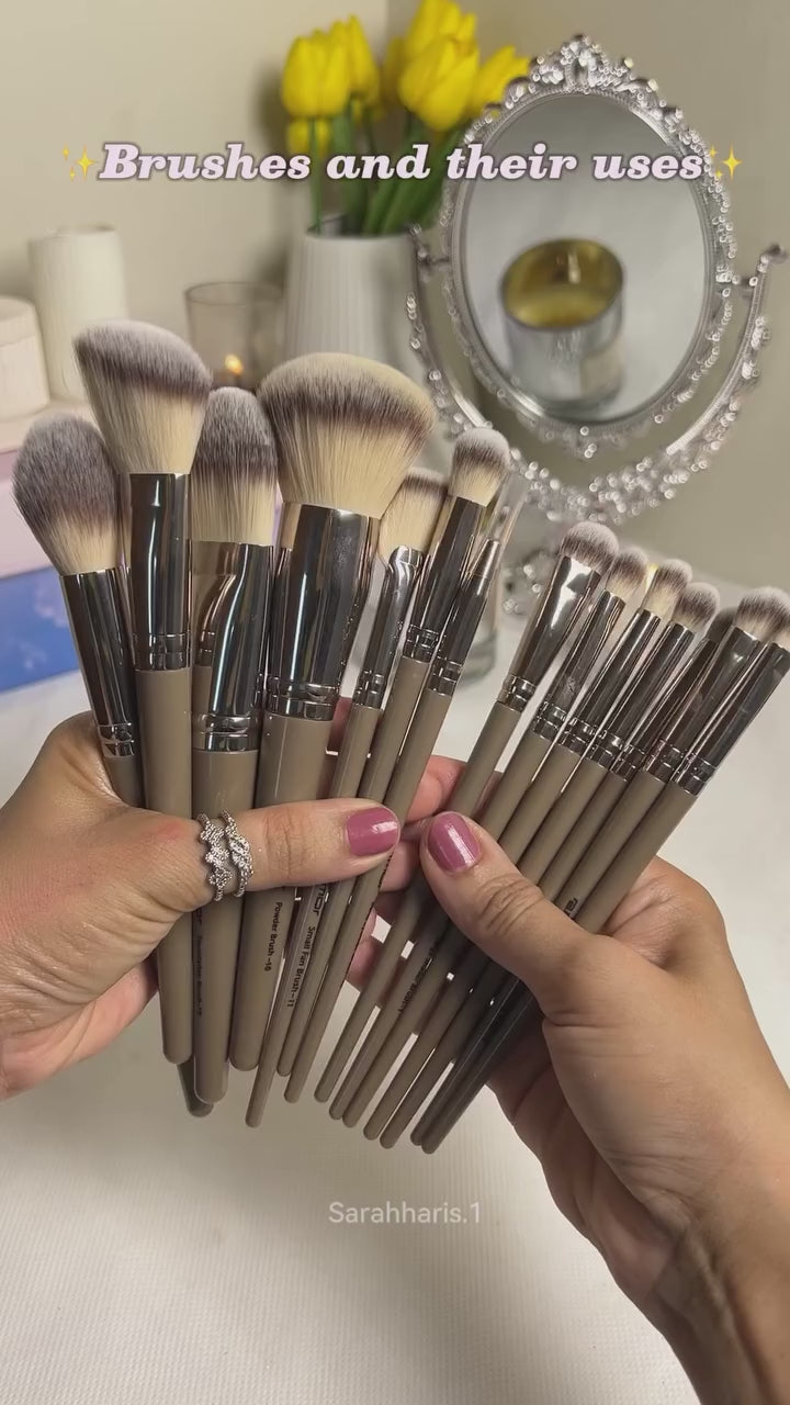 MAANGE 30pcs Professional Makeup Brush Set Foundation Concealers Eye Shadows Powder Blush Blending Brushes Beauty Tools with Bag