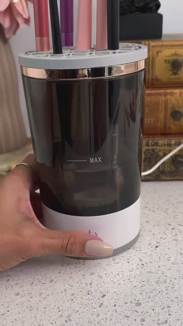 Electric Makeup Brush Cleaner Portable 3-in-1 Automatic Makeup Brush Cleaner Machine USB Powered Deep Cleaning Cosmetic Fast Dry